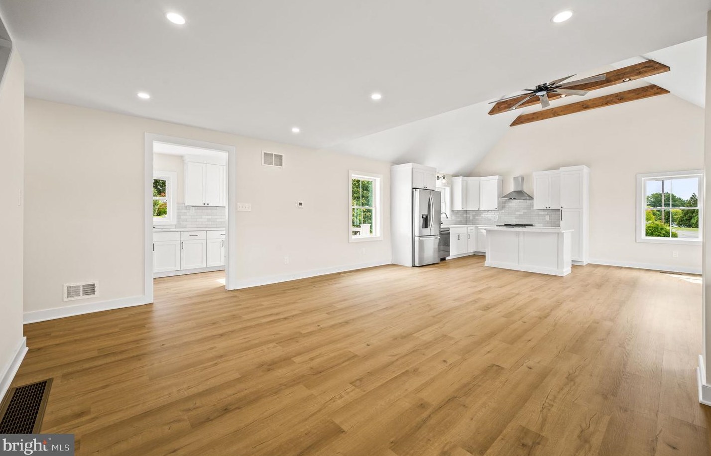 529 Old Middletown Rd, Media PA 19063-4429 exterior