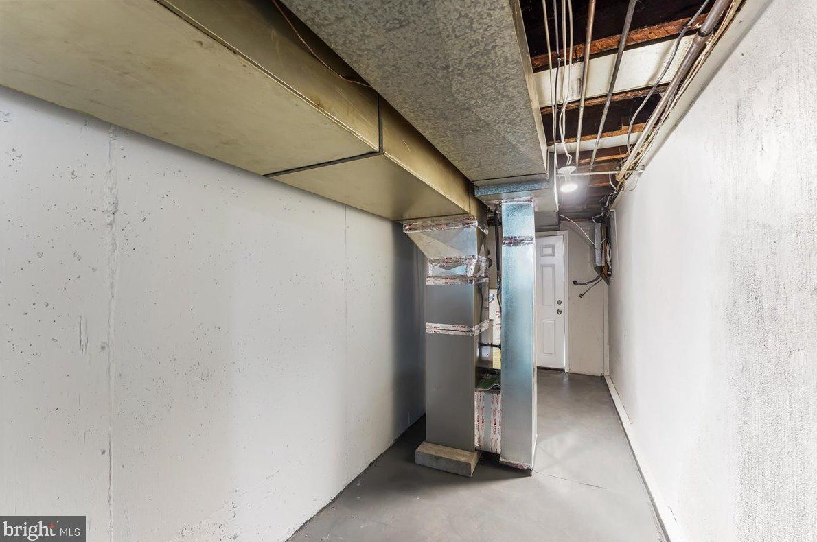 335 21 St, Chester PA 19013-0055 exterior