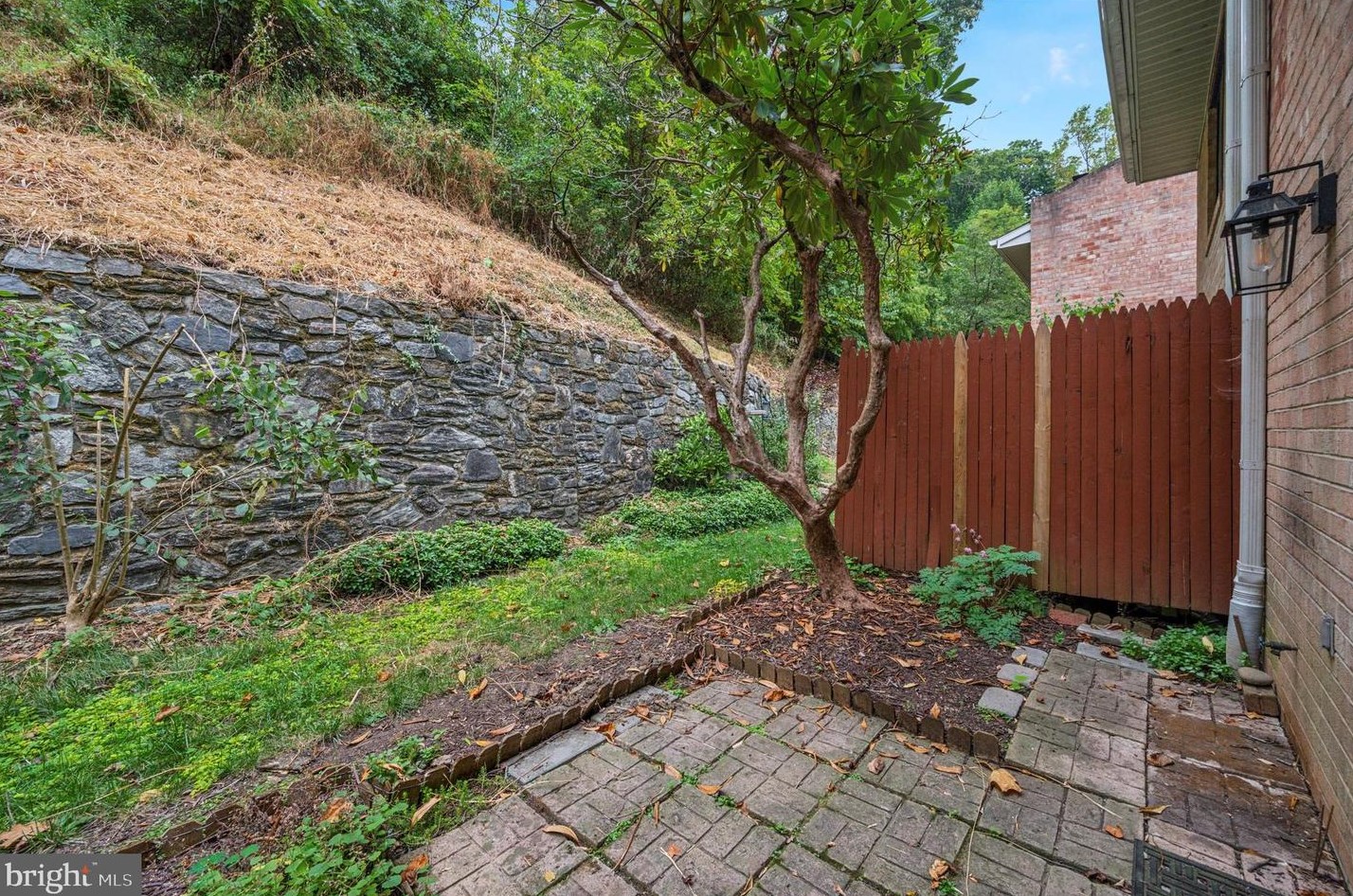 618 Lemon St, Media PA 19063-2316 exterior