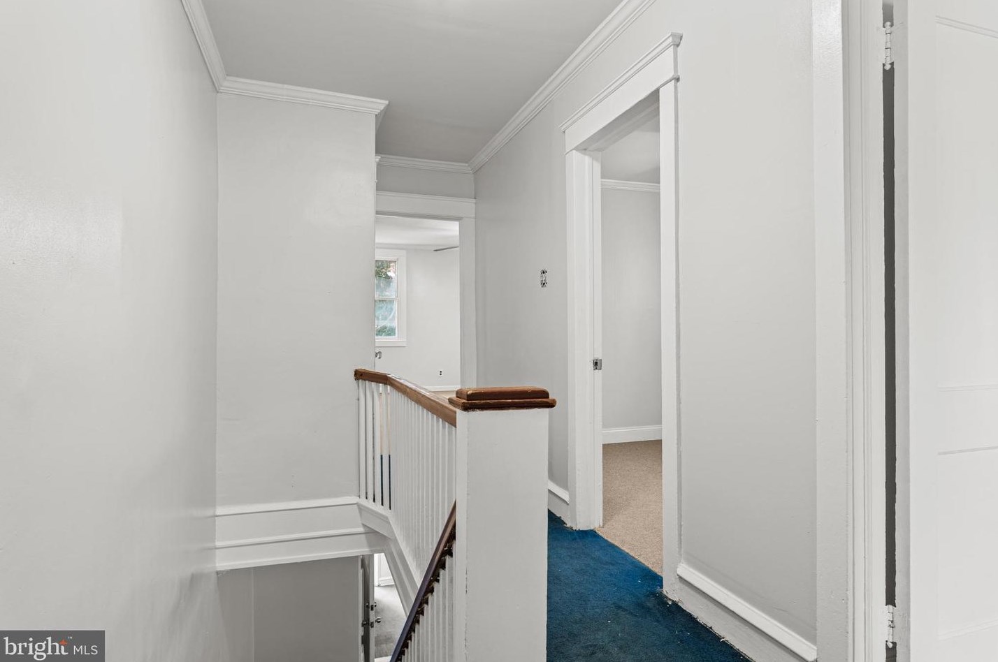 221 Barrington Rd, Upper Darby PA  19082-4217 exterior