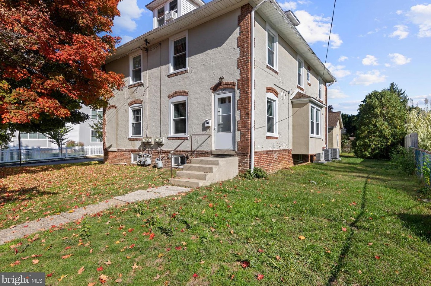 155 Conestoga Rd, Wayne PA 19087-3920 exterior