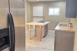 1018 Morton Ave, Chester, PA 19013 - Photo 7