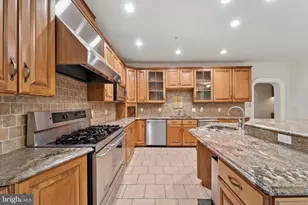 1 Dunminning Rd, Newtown Square, PA 19073 - Photo 9