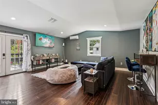 1707 Peach St, Upper Chichester, PA 19061 - Photo 7