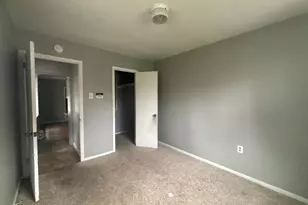 1110 E 11th St, Crum Lynne, PA 19022 - Photo 7