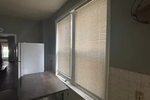 1115 E 11th St, Crum Lynne, PA 19022 - Photo 13