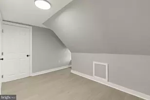 216 Collingdale Ave, Collingdale, PA 19023 - Photo 9