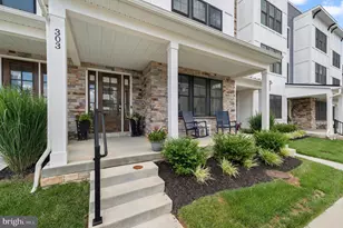 303 W Squire Dr, Newtown Square, PA 19073 - Photo 3