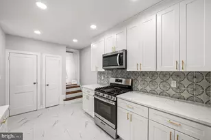 24 Sunshine Rd, Upper Darby, PA 19082 - Photo 11