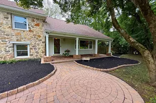 76 Dogwood Ln, Glen Mills, PA 19342 - Photo 5