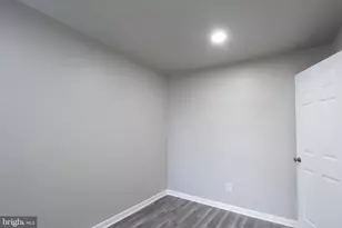 803 W Mary St, Chester, PA 19013 - Photo 15