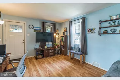 464 S Andrews Avenue, Glenolden, PA 19036 - Photo 7