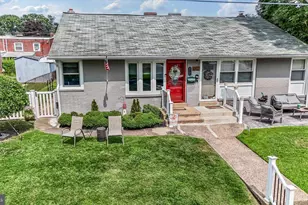 516 Edgewood Ave, Folsom, PA 19033 - Photo 23