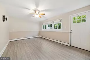 1439 Green St, Garnet Valley, PA 19060 - Photo 7