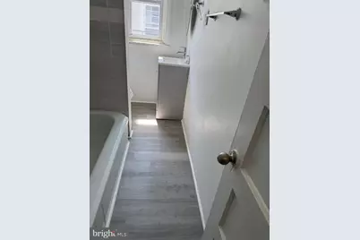 1018 Elsinore Place, Chester, PA 19013 - Photo 13