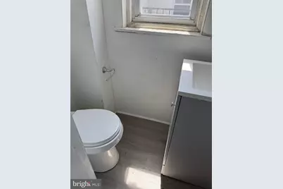 1018 Elsinore Place, Chester, PA 19013 - Photo 11