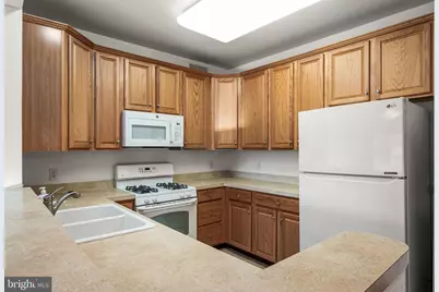 231 Creekside Drive, Brookhaven, PA 19015 - Photo 3