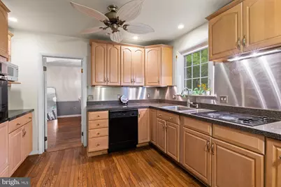 517 W Woodland Avenue, Springfield, PA 19064 - Photo 9