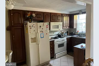 2404 Stoneybrook Lane #1, Drexel Hill, PA 19026 - Photo 9