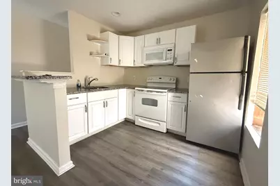 15 W 10th Street #B, Marcus Hook, PA 19061 - Photo 5