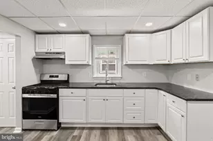 1363 Green St, Marcus Hook, PA 19061 - Photo 11