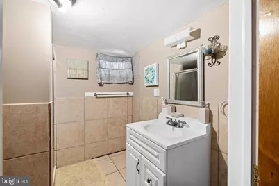 228 Bartlett Avenue, Sharon Hill, PA 19079 - Photo 23