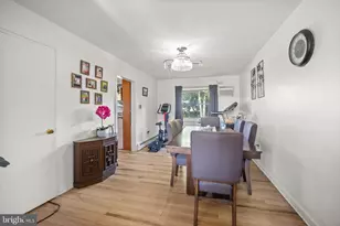 2025 S Sproul Rd, Broomall, PA 19008 - Photo 9