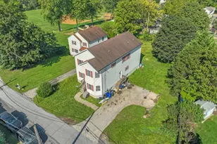 412 Fairview Dr, Wayne, PA 19087 - Photo 3