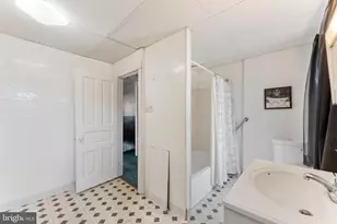 17 Kern St, Darby, PA 19023 - Photo 19