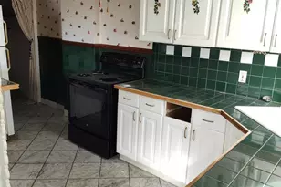 819 Grant Rd, Folcroft, PA 19032 - Photo 7