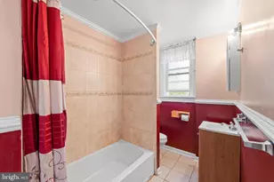 222 Burmont Rd, Drexel Hill, PA 19026 - Photo 15