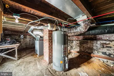 816 Upland Avenue, Chester, PA 19013 - Photo 15