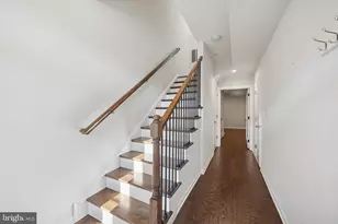 300 Rock Run Cir, Broomall, PA 19008 - Photo 3