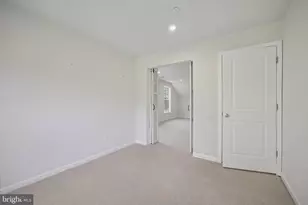 300 Rock Run Cir, Broomall, PA 19008 - Photo 29