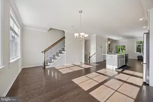 300 Rock Run Cir, Broomall, PA 19008 - Photo 7