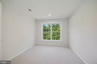 300 Rock Run Cir, Broomall, PA 19008 - Photo 27