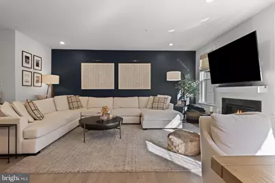 329 Ponds Edge Drive, Media, PA 19063 - Photo 5