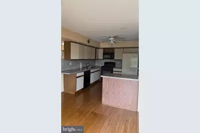 610 S Cedar Lane, Upper Darby, PA 19082 - Photo 9