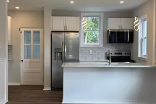 3 W Cooke Ave, Glenolden, PA 19036 - Photo 9