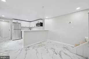 1339 Green St, Marcus Hook, PA 19061 - Photo 9