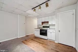 271 N Wycombe Ave, Lansdowne, PA 19050 - Photo 5