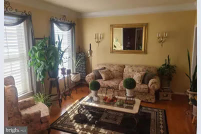 72 Overlook Circle, Garnet Valley, PA 19060 - Photo 5