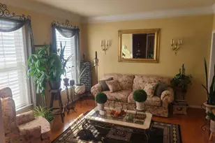 72 Overlook Cir, Garnet Valley, PA 19060 - Photo 5