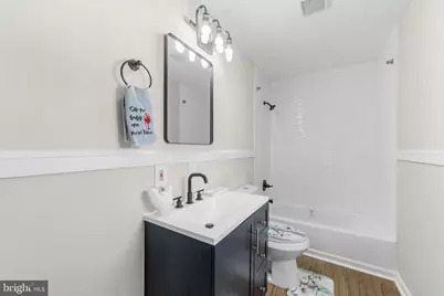 3320 W 3rd Street, Marcus Hook, PA 19061 - Photo 13