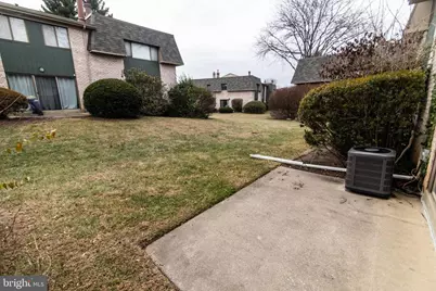 987 Putnam Boulevard, Wallingford, PA 19086 - Photo 3