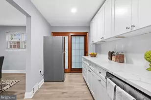 1300 Rainer Rd, Brookhaven, PA 19015 - Photo 7