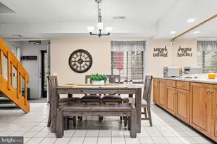 2201 Aspen Cir, Springfield, PA 19064 - Photo 5