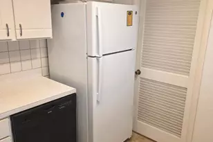 109 Village Chatham, Ardmore, PA 19003 - Photo 5