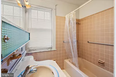 4608 Woodland Avenue, Drexel Hill, PA 19026 - Photo 19