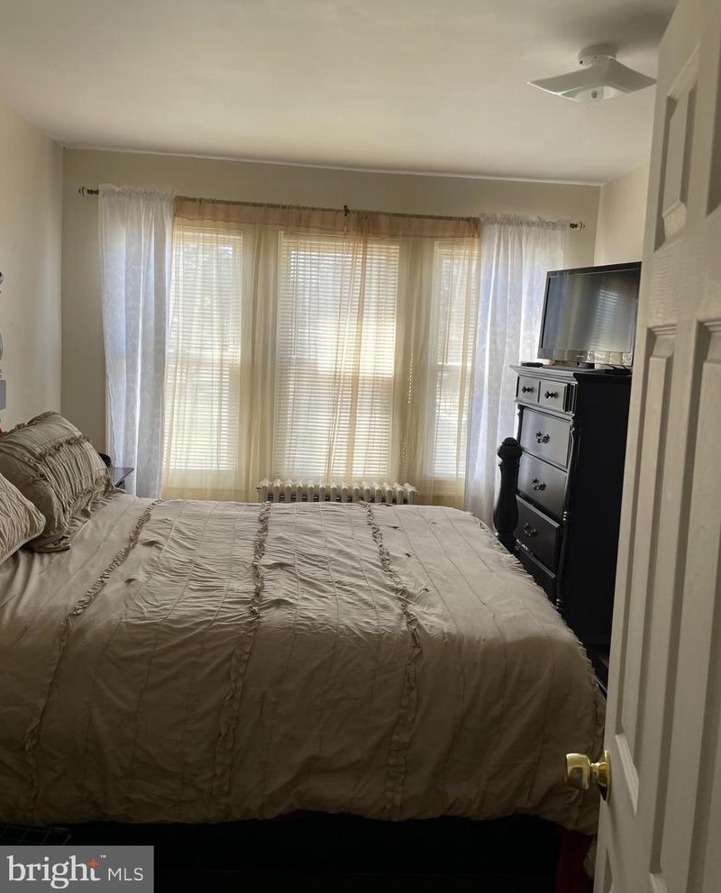 129 Springton Rd, Upper Darby PA  19082-4808 exterior